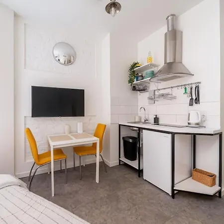 Center Studio Hideaway By Innorental Dzīvoklis *