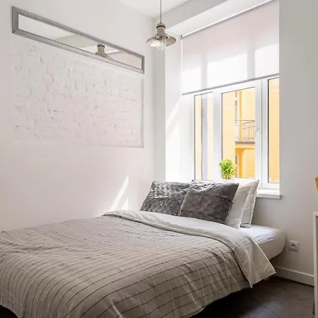 Center Studio Hideaway By Innorental *
