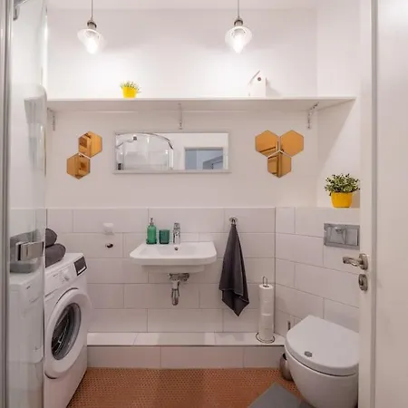Apartment Center Studio Hideaway By Innorental *